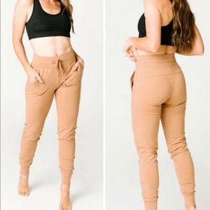 NWOT Zyia Active Joggers • Size XL